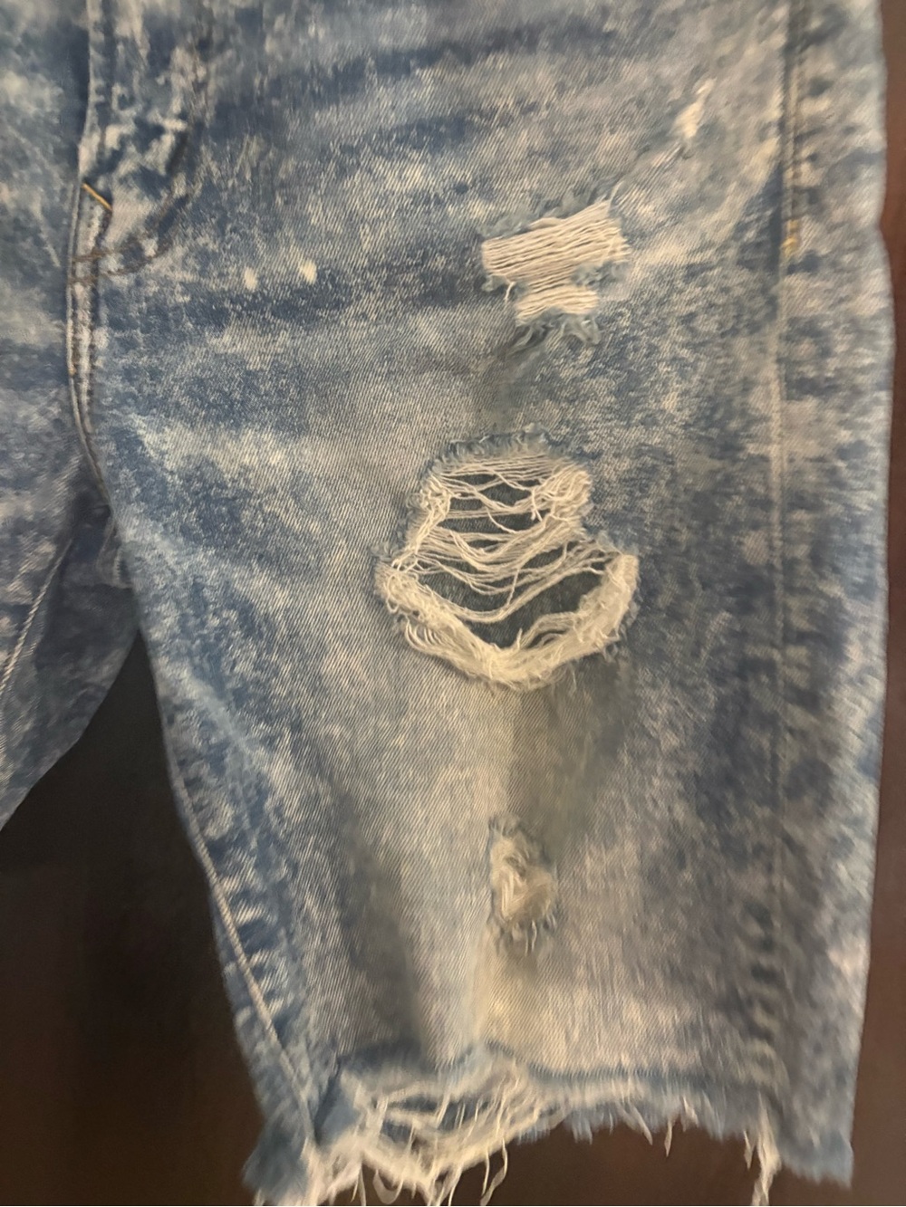 Bundle 3 for $15.American Eagle Outfitters Distressed Acid-Wash Blue Denim Short - Picture 3 of 11